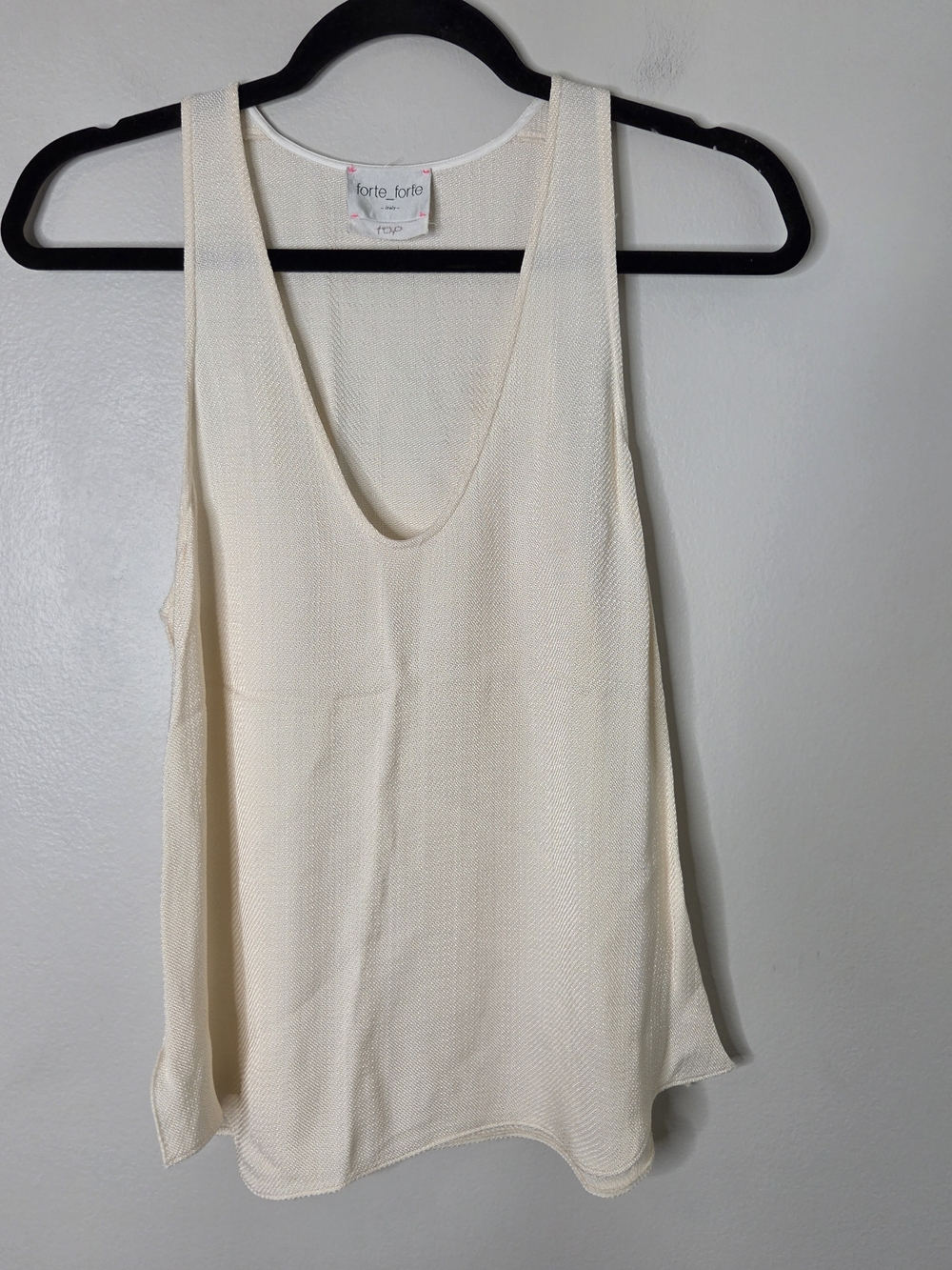 forte_forte Cream Sleeveless Scoop Neck Tank Top
